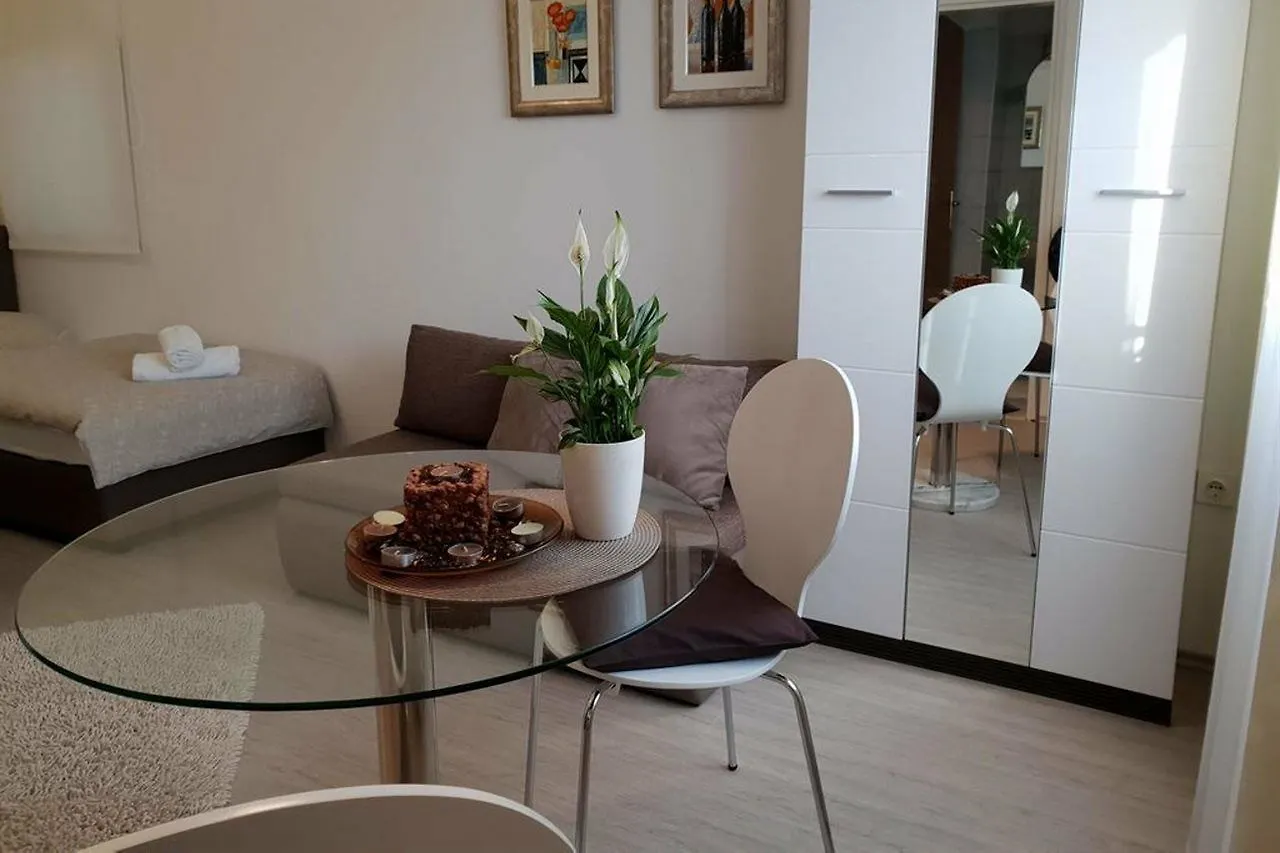 Apartments & Rooms Petra Zadar 3*,  Croatia