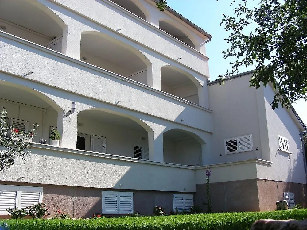 Apartments & Rooms Petra Zadar Guest house