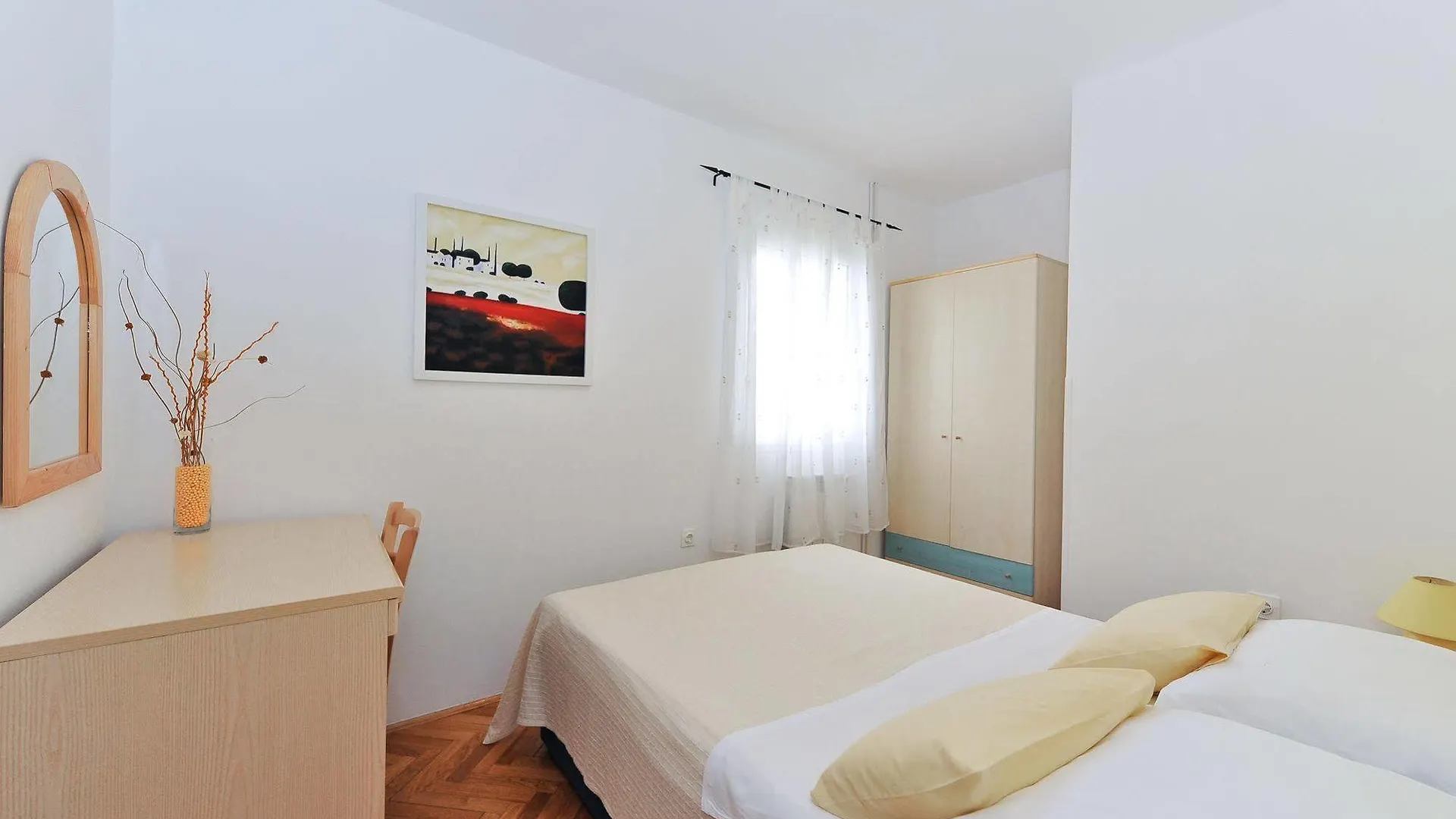 Apartments & Rooms Petra Zadar 3*,